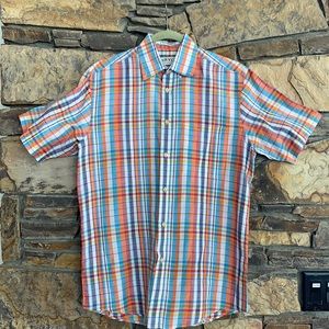Orvis short sleeve Men’s plaid shirt. Size Medium